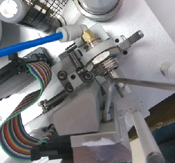 如何更換合肥依瑪熱轉(zhuǎn)印打碼機打印頭